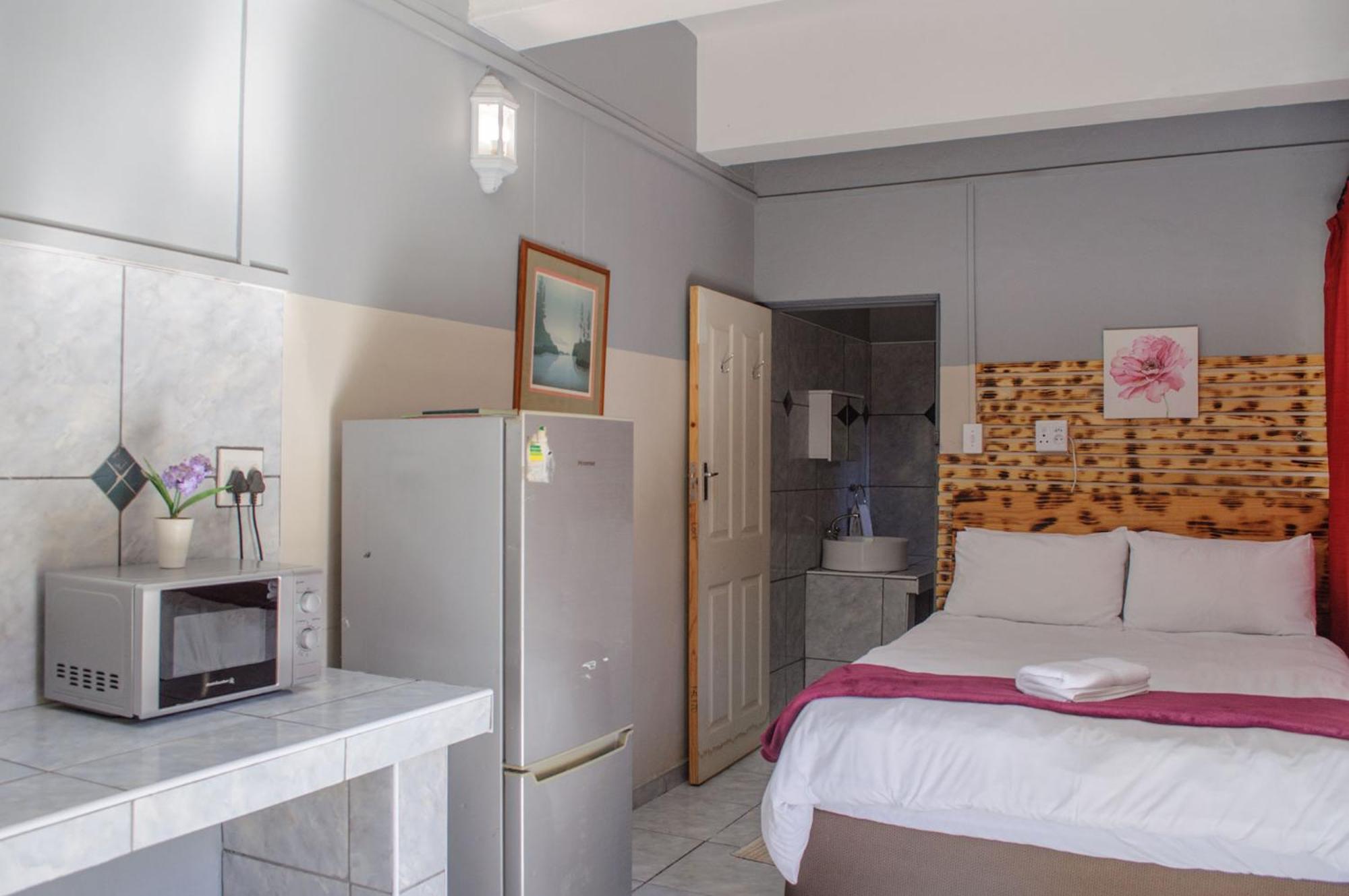Oceanlife Guesthouse And Restaurant Luederitz Exterior foto