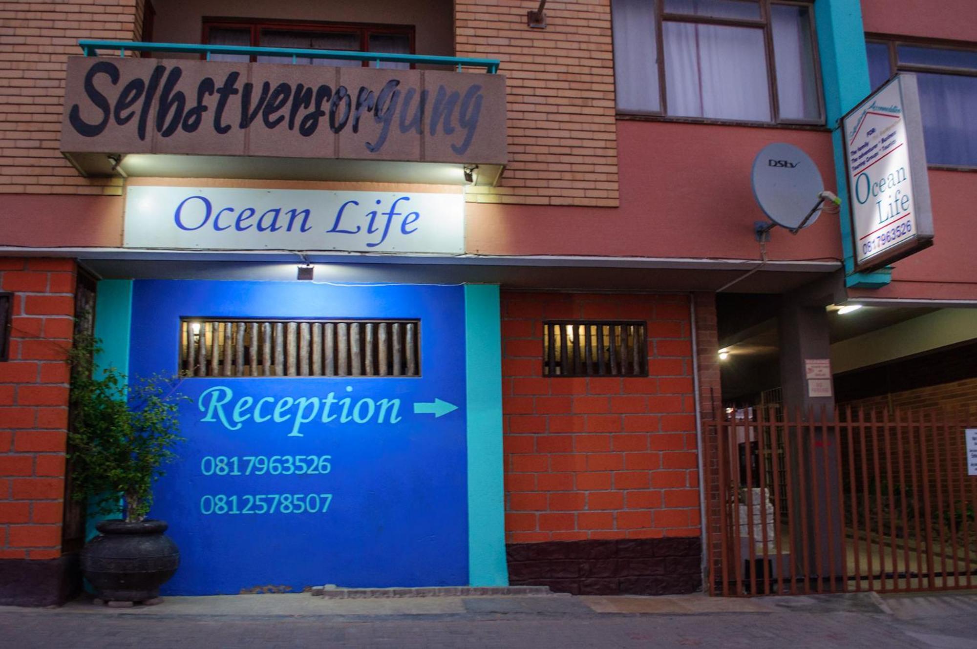 Oceanlife Guesthouse And Restaurant Luederitz Exterior foto
